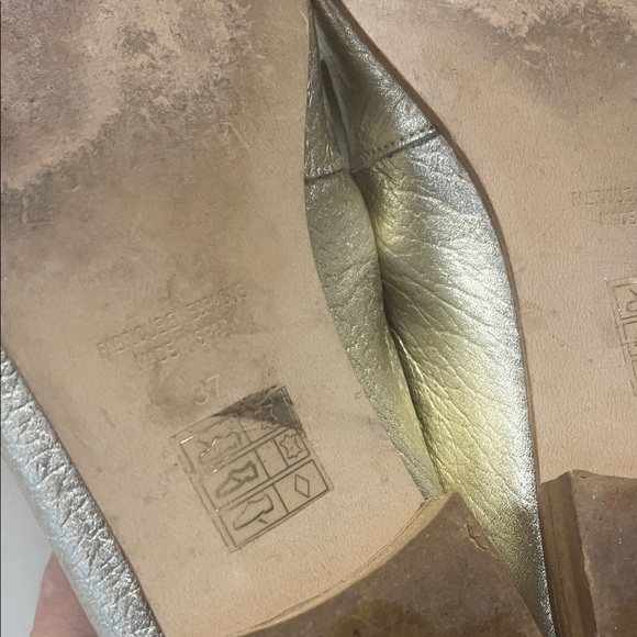 Free People Metallic Gold Leather Loafers size 37 or 7 - Picture 5 of 13